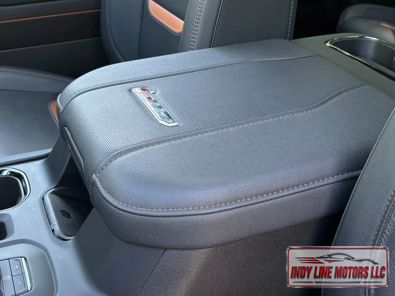 2024 GMC Sierra 2500HD AT4 - Photo 12