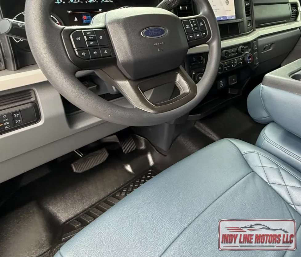 2024 Ford F-350 Super Duty XLT - Photo 9